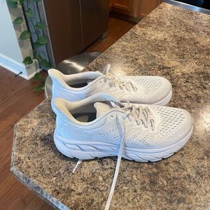 Hoka Clifton7 - White - Size 9